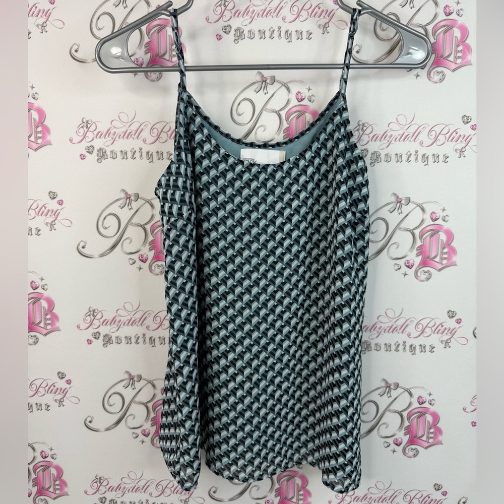 Nordstrom rack tank top geometric style shirt Blue white flowy Graphic Top